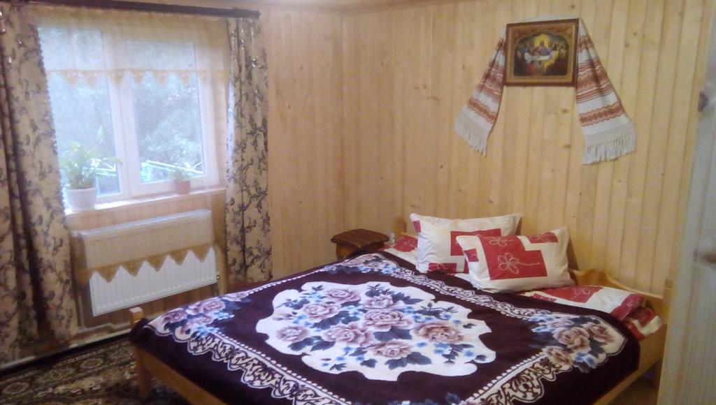 Яблуневий Сад Yablunytsya Bagian luar foto
